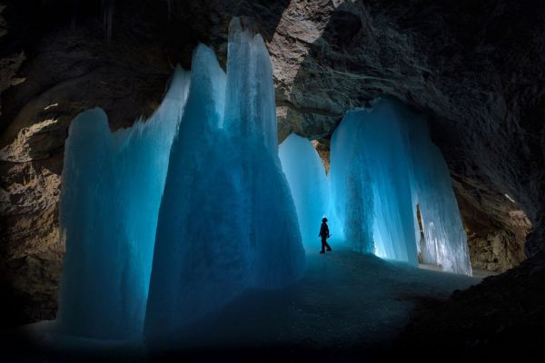 로비 숀 '오스트리아의 얼음 동굴' [사진= 내셔널지오그래픽 제공]