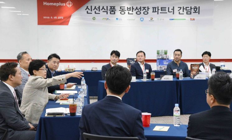“목숨 걸고 신선식품, 협력사 살린다”…임일순 홈플러스 사장의 소통경영