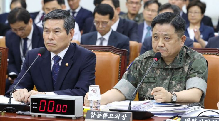 정경두 "靑국가안보실도 北목선 관련자 징계 조치했다"