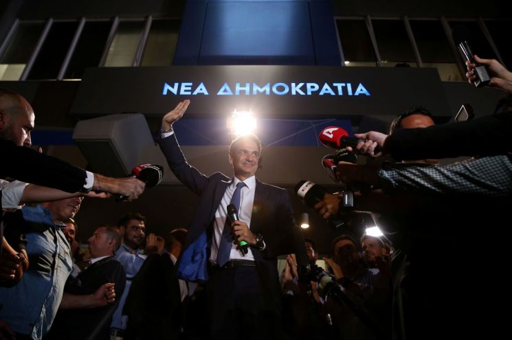4년 반만에 정권교체…그리스, '경제·일자리' 택했다(종합)