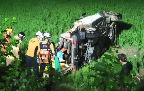 전남 고흥서 승용차 논바닥 추락…7명 중경상