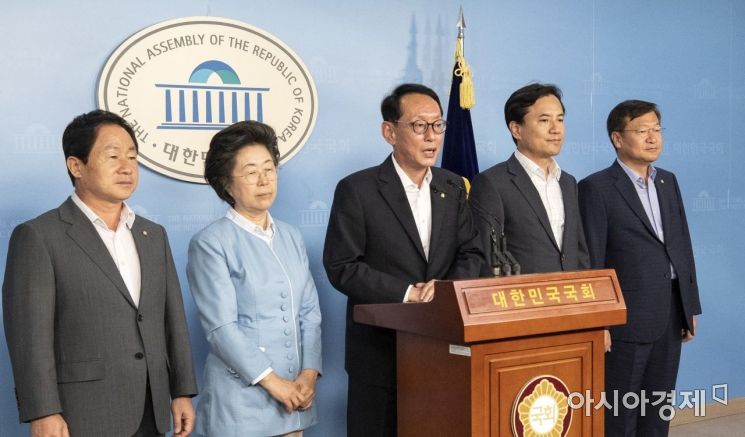 [포토] 한국당 법사위원들, 긴급 기자회견