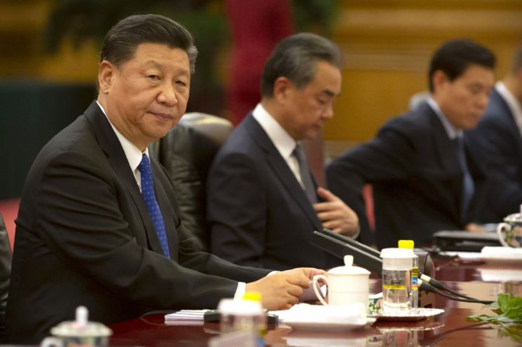 무역전쟁도 힘든데…대만·홍콩·신장자치구 문제로 시진핑 리더십 시험대