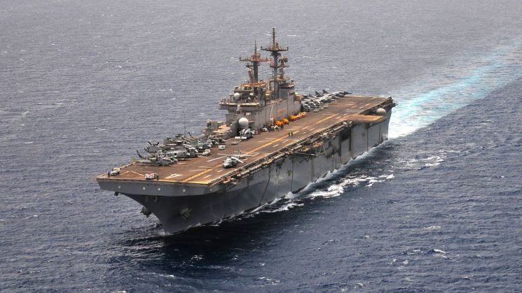 18일(현지시간) 호르무즈 해협 공해상에서 이란 드론을 격추시켰다고 알려진 미 해군 USS 복서(Boxer)함의 모습(사진= 미 해군 홈페이지/www.navy.mil)