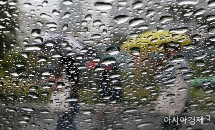 [포토] 출근길 빗방울