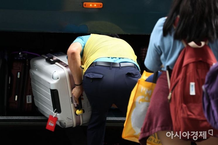 [포토]한국 찾은 일본인 관광객 증가 이어질까?  