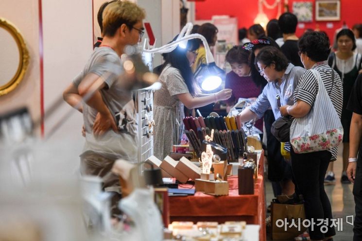 [포토]핸드아티코리아 찾은 관람객들