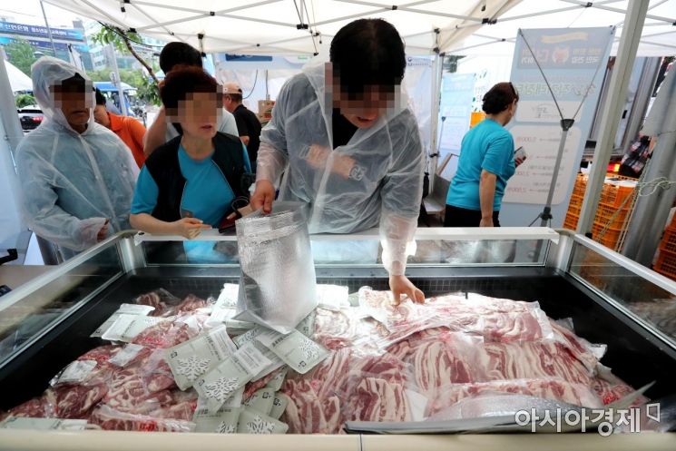 [포토]'한돈 50% 저렴하게' 