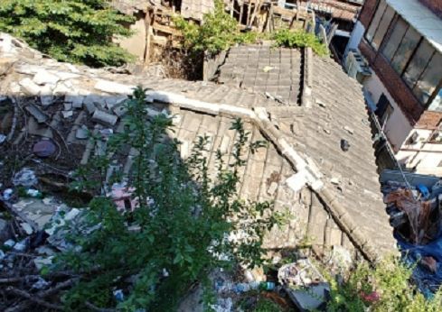 채현일 영등포구청장, 쓰레기 쌓인 빈집 철거한 까닭?