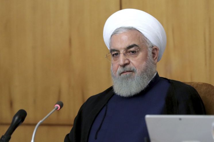 이란 대통령, 존슨 英총리에 서한…"이란과 관계 강화되길 기대"