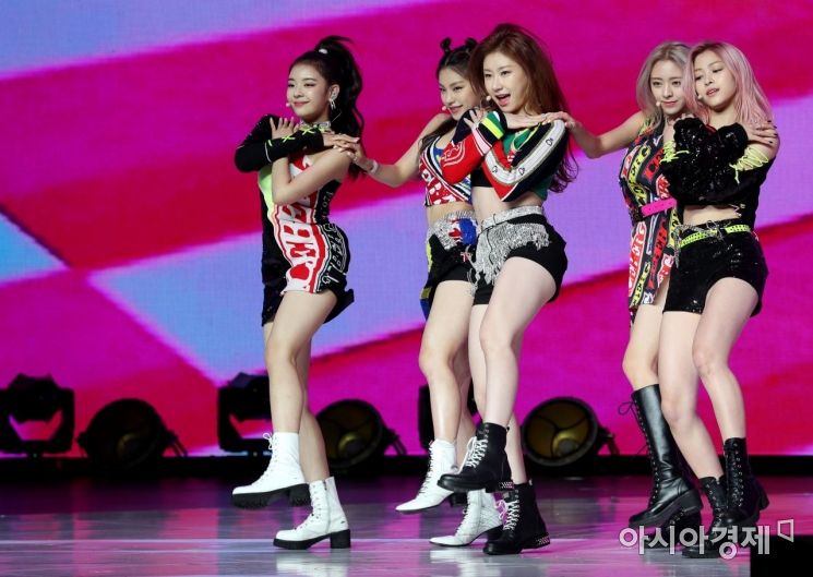 [포토]통통 튀는 매력 ITZY(있지) 