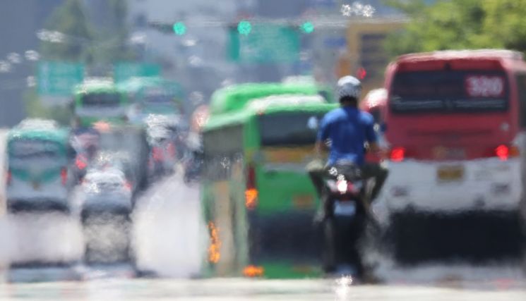 [날씨]올 들어 가장 덥다…월요일 서울 낮 최고 37도