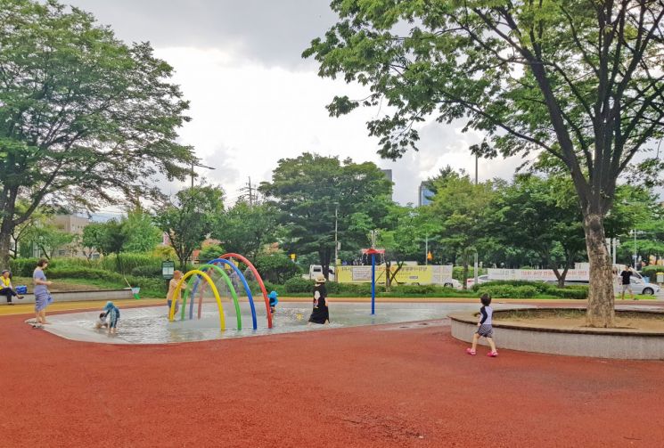 방학사계광장