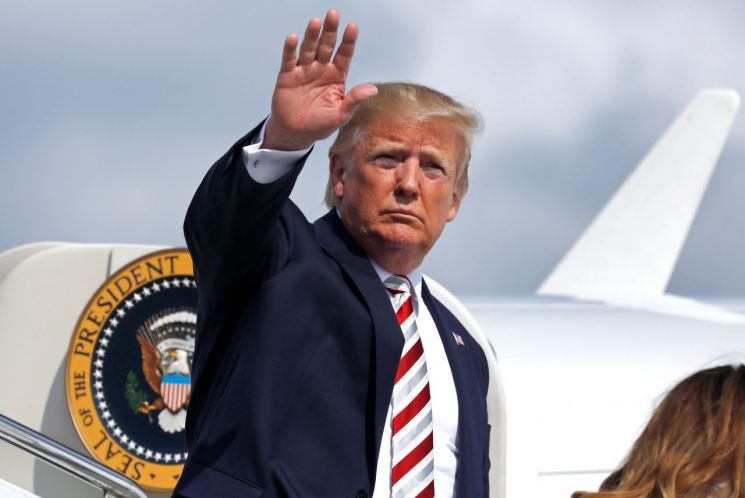 "트럼프, Fed 금리인하 압박하려 무역전쟁 더 키우는 것"