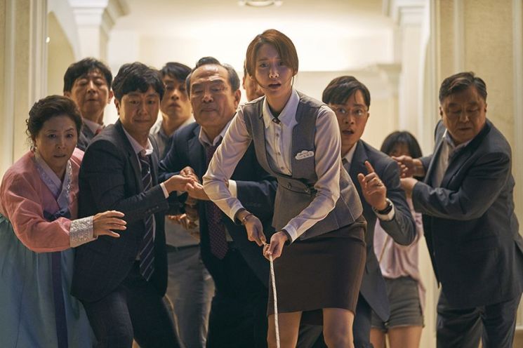 영화 '엑시트' 베트남·호주·대만 등에서 개봉