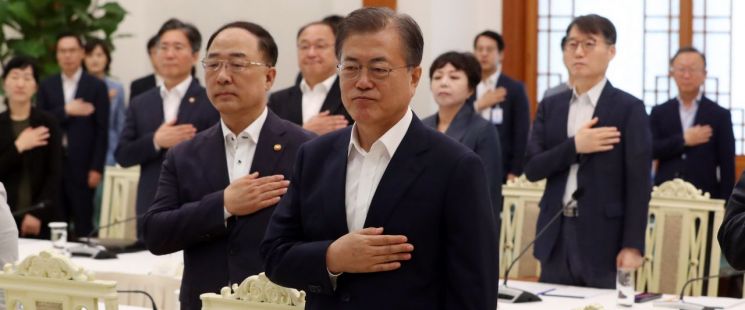 '8·15 주간' 文 메시지 수위에 韓日관계 달렸다