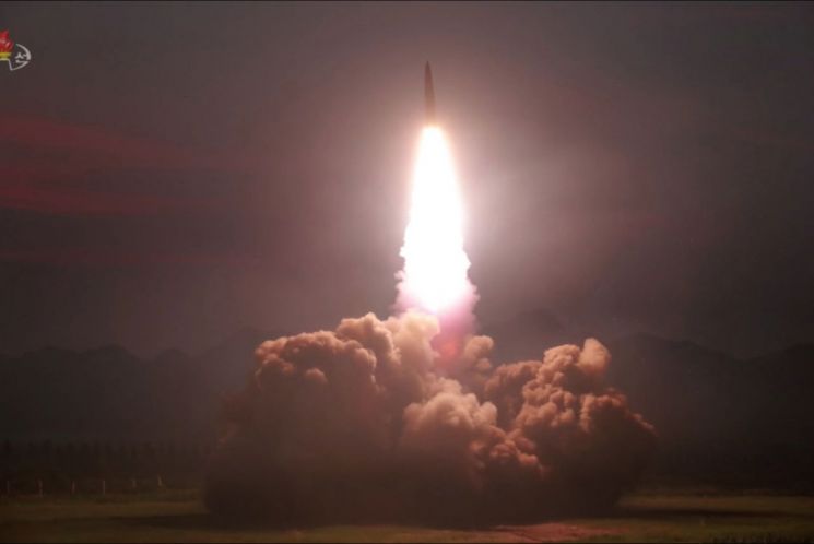 北, 잇단 신무기 실험…"한미 미사일체계·정보자산 무력화"