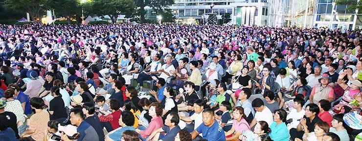 송가인·백지영 스타와 함께한 김숙희 시 낭송가
