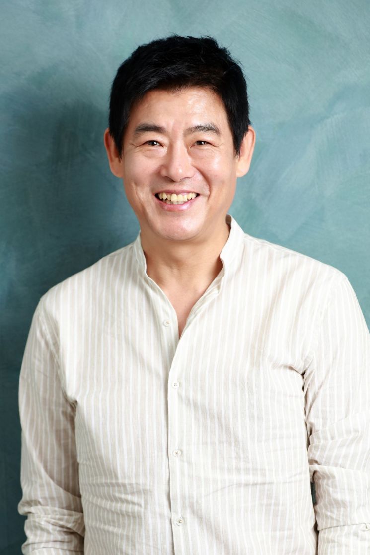 [인터뷰①]'변신' 성동일 "애드리브 無, 그냥 성동일로 갔다"