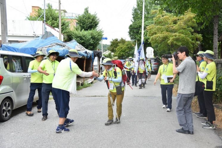 평화·통일 염원 'DMZ 155마일 걷기' 경기도 구간 시작