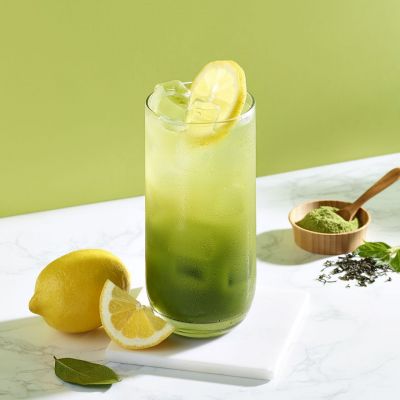 "불볕 더위, 카페로 몰린다"…커피전문점, '카캉스족' 위한 프로모션·디저트 선봬