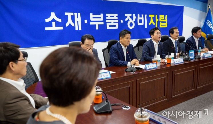 [단독]SK하이닉스, '소부장' 정책자금 6000억 수혈…시설 투자