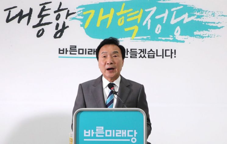 손학규 “한국당과 통합? 절대 안 돼…꿈도 꾸지 마라”
