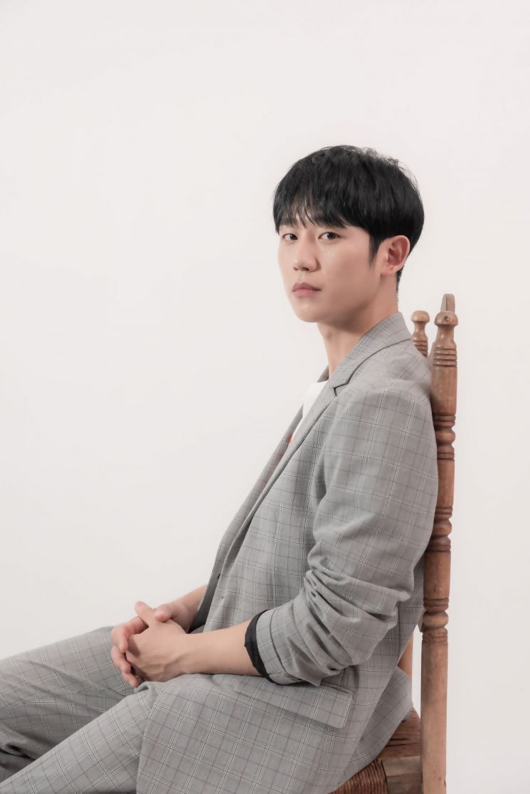 [인터뷰③]'음악앨범' 정해인 "달리는 장면 촬영하다 탈진, 죽을 뻔했다"