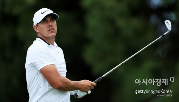 켑카 1타 차 선두…토머스와 매킬로이 공동 2위, 임성재 13위