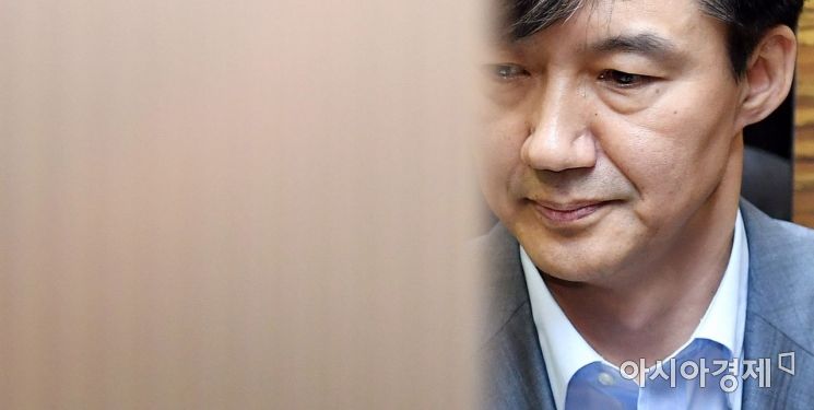 조국 압수수색에 "의혹만으로 검찰개혁 차질 안돼"(종합)