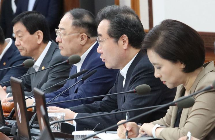 이 총리 "물 분쟁·식수 보전 등 문제 광범위…많은 지혜 부탁"