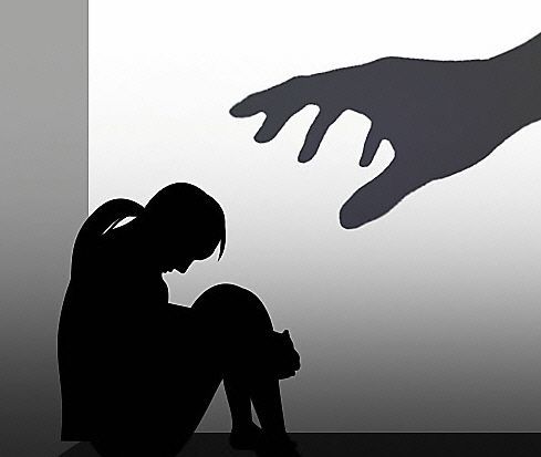 중고생 11명 '초등생 상습 성폭행'…엄마 지인들에게도 당해