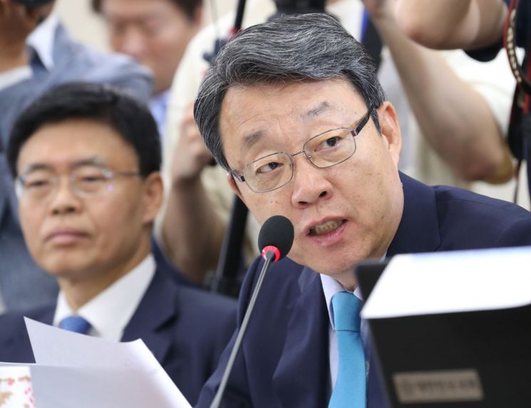 김성식 “뭔가 쓸어내듯 이뤄진 검찰인사…박근혜 정권과 뭐가 다른가”