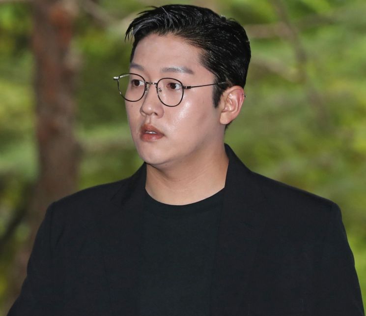 '구하라 협박·폭행' 최종범, 1심서 집행유예…'불법 촬영'은 무죄