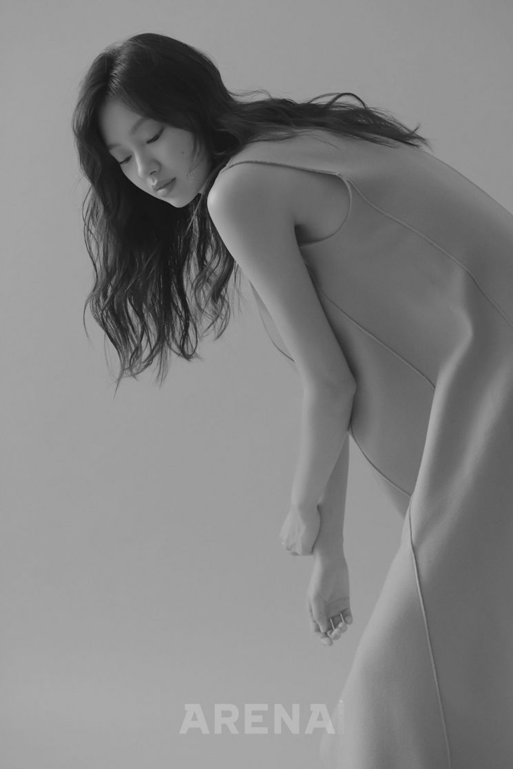 영화 '타짜3'에서 베드신 선보이는 최유화