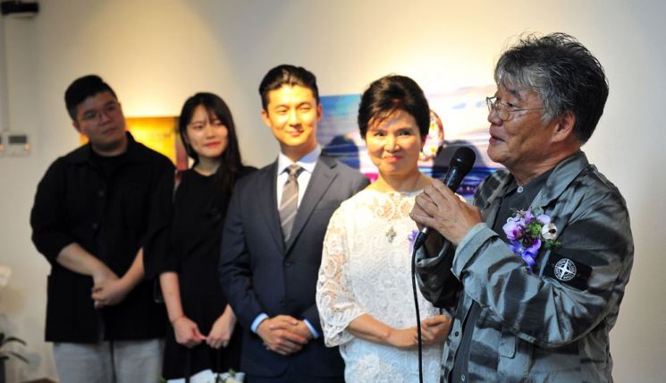 손영환·김미라 교수 부부 ‘디자인 일가’ 작품전 개막