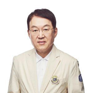 김용식 서울성모병원장 겸 여의도성모병원장 연임