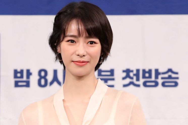 벤♥이욱 W재단 이사장 열애 인정에 임지연 화제, 과거 이욱과 공개열애