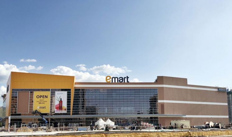 이마트, 몽골 식문화 바꿔…현지 최대 규모 3호점 연다