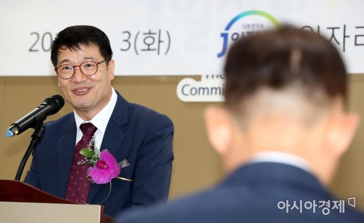 [포토]축사하는 황덕순 청와대 일자리수석비서관 