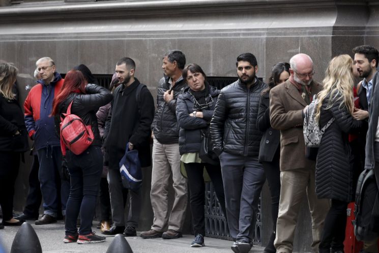 아르헨티나 자본 통제에 페소화 가치 반짝 급등