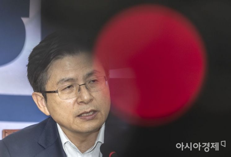 박지원 "황교안, 정치인이 하면 안 되는 3가지 중 2개 이행…다음 순서는 사퇴"