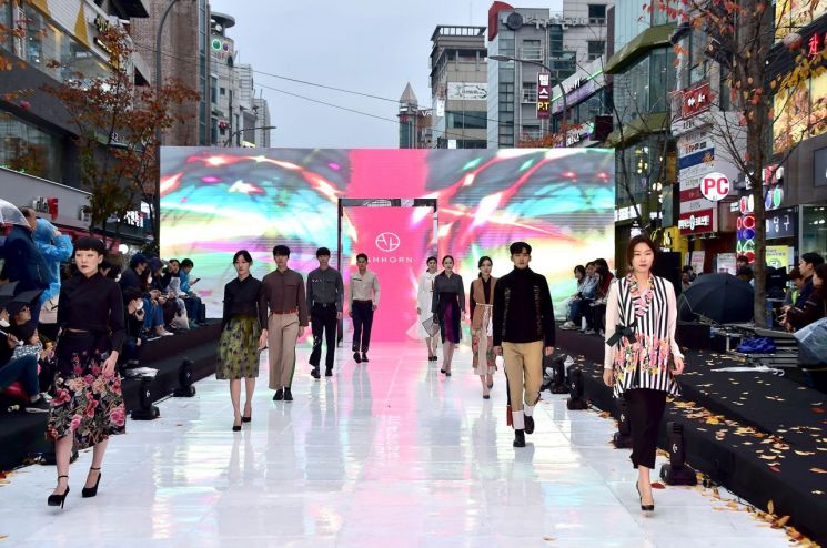 '2019 E-FaRo 패션쇼' 일반인 모델도 런웨이 밟는다