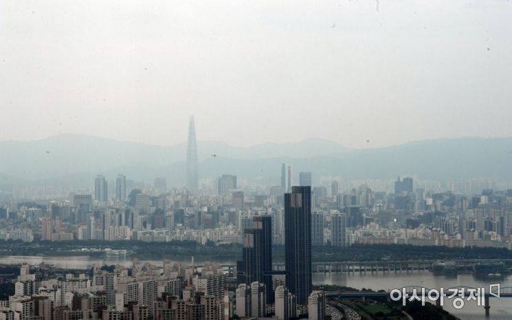 [포토] 잔뜩 흐린 서울 하늘