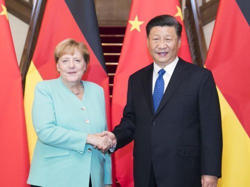 메르켈 만난 시진핑 "보호주의가 세계 안정 위협"