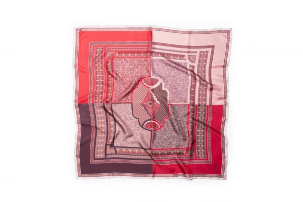 폰타나 밀라노1915, 스카프 컬렉션 최초 출시