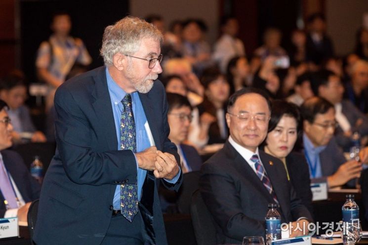 [포토]KSP 성과공유 콘퍼런스 참석한 폴 크루그먼 교수
