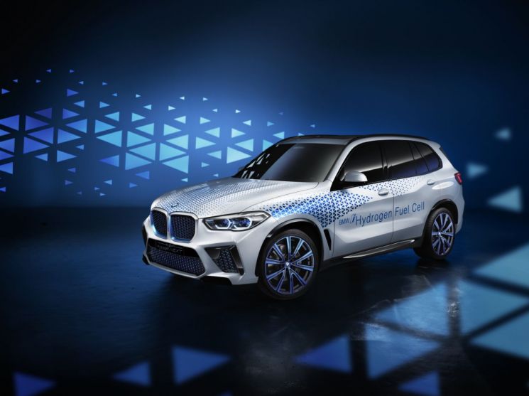 BMW 수소연료전지 콘셉트카 'BMW i 하이드로젠 넥스트'