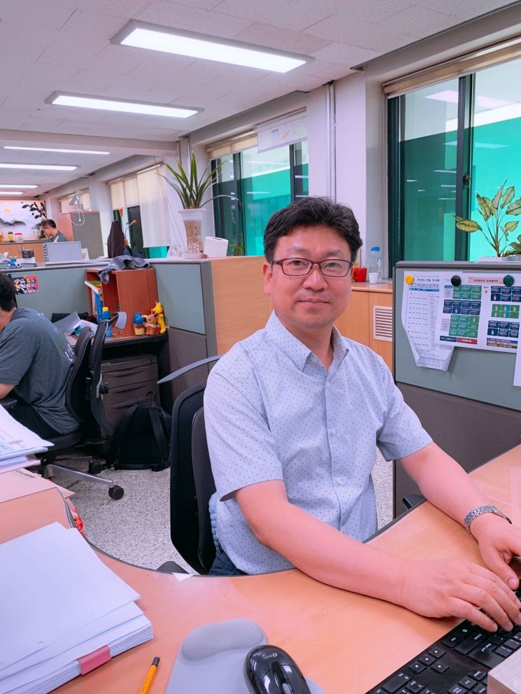 정순균 강남구청장, 노조 지부장에게 박수 받은 이유?