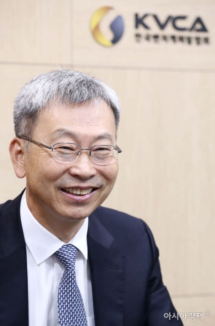 [아시아초대석]"벤처캐피털, 독립된 신산업으로 육성해야"